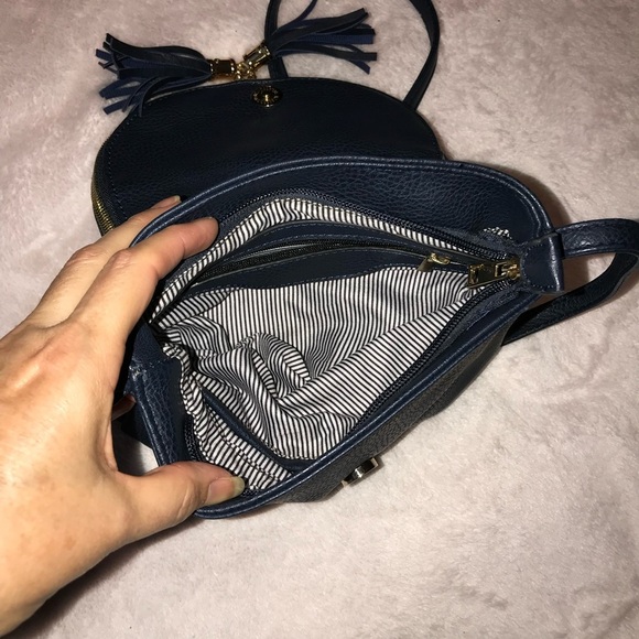✨✨5/$10✨✨ Navy Blue Shoulder Crossbody Bag Daily Commuter Design Fashionable - Picture 10 of 12